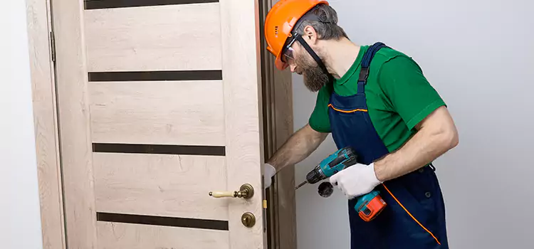 Replace Internal Door Handle with Lock Franklin Square